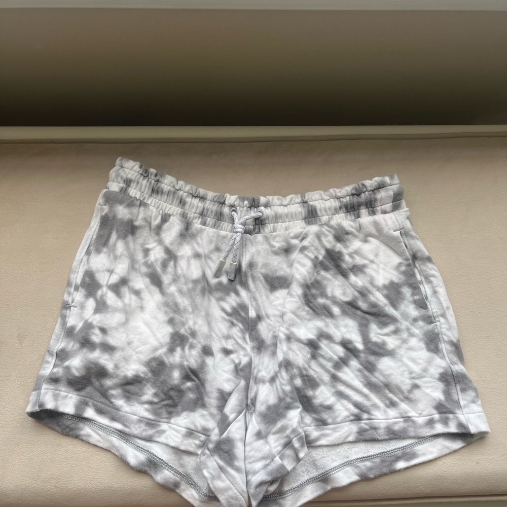 tie dye shorts